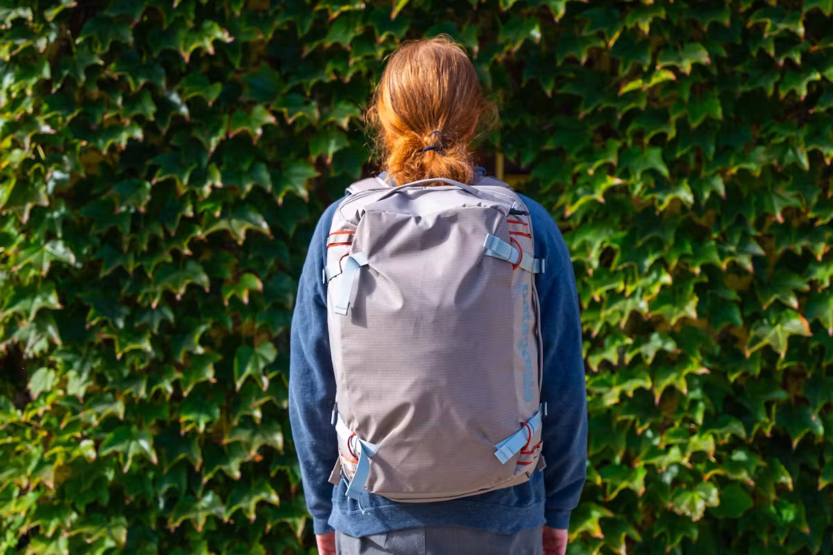 Patagonia Black Hole MLC 45L 背包模式 Patagonia Black Hole MLC 45L 背包模式