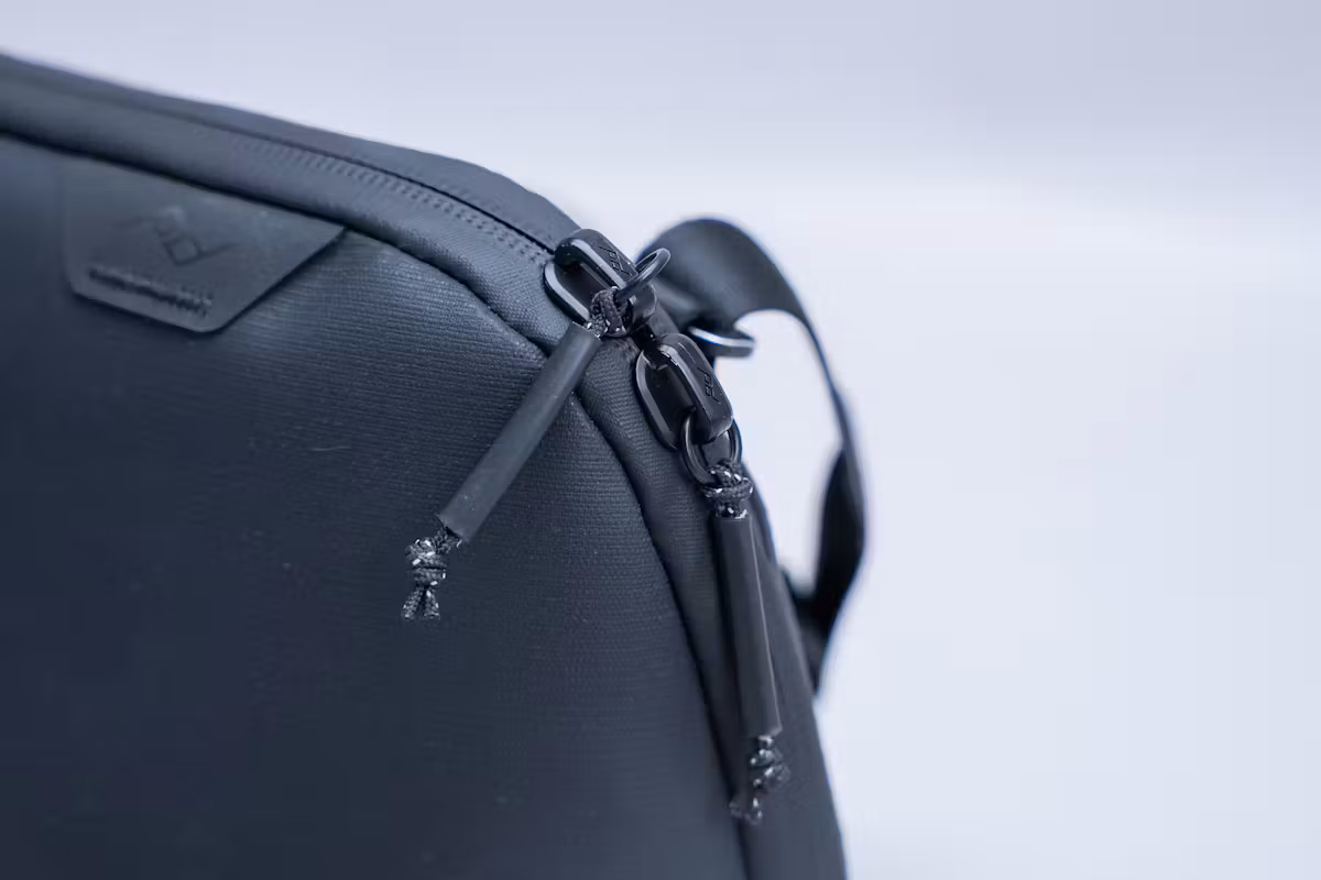 Peak Design 旅行斜挎包 3L 拉链 Peak Design 旅行斜挎包 3L 拉链