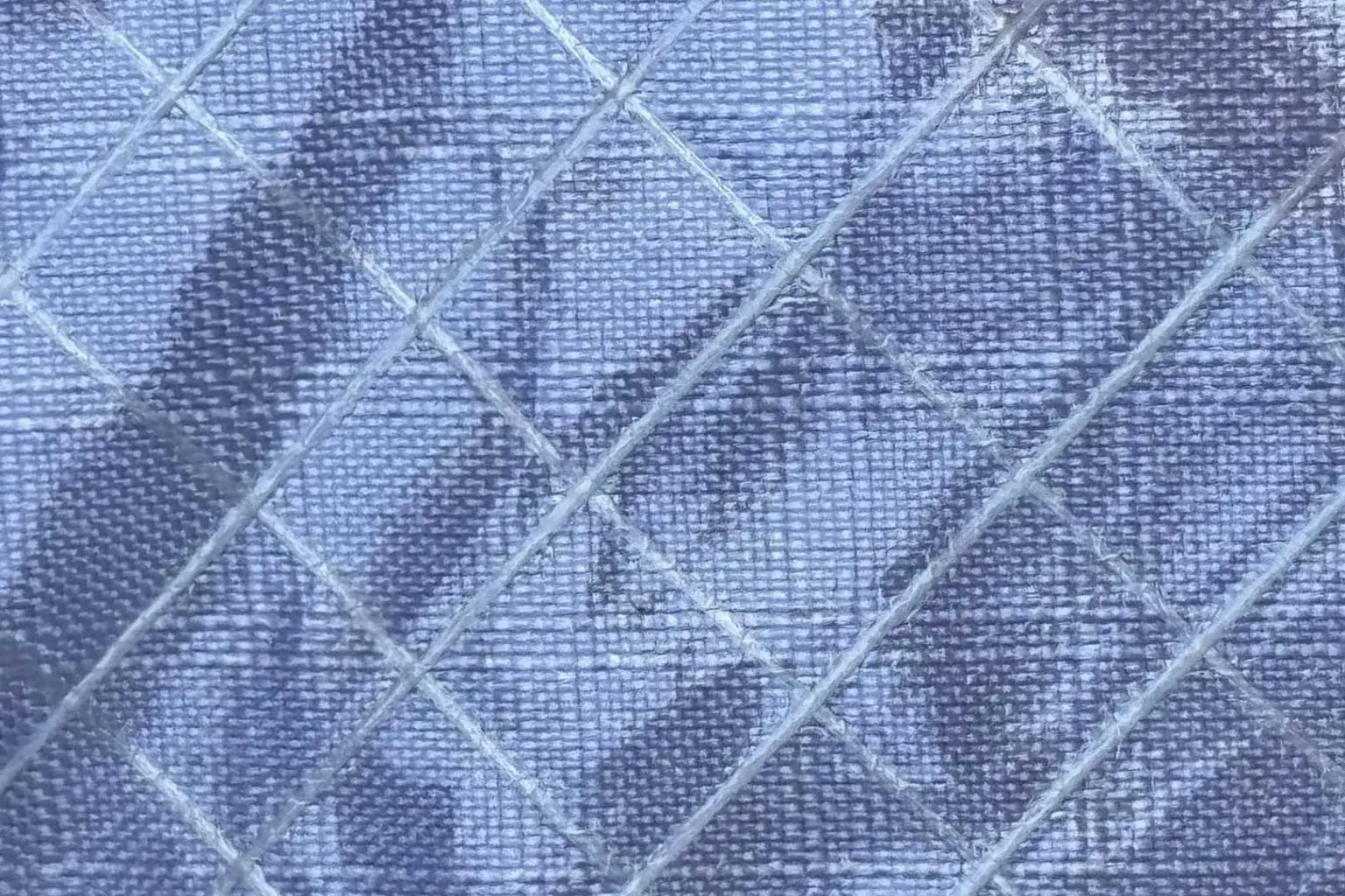 Raide Research LF 30L 背包内部采用专有的 Dyneema 增强聚酯纤维衬里,可保持内部物品干燥 Raide Research LF 30L 背包内部采用专有的 Dyneema 增强聚酯纤维衬里,可保持内部物品干燥