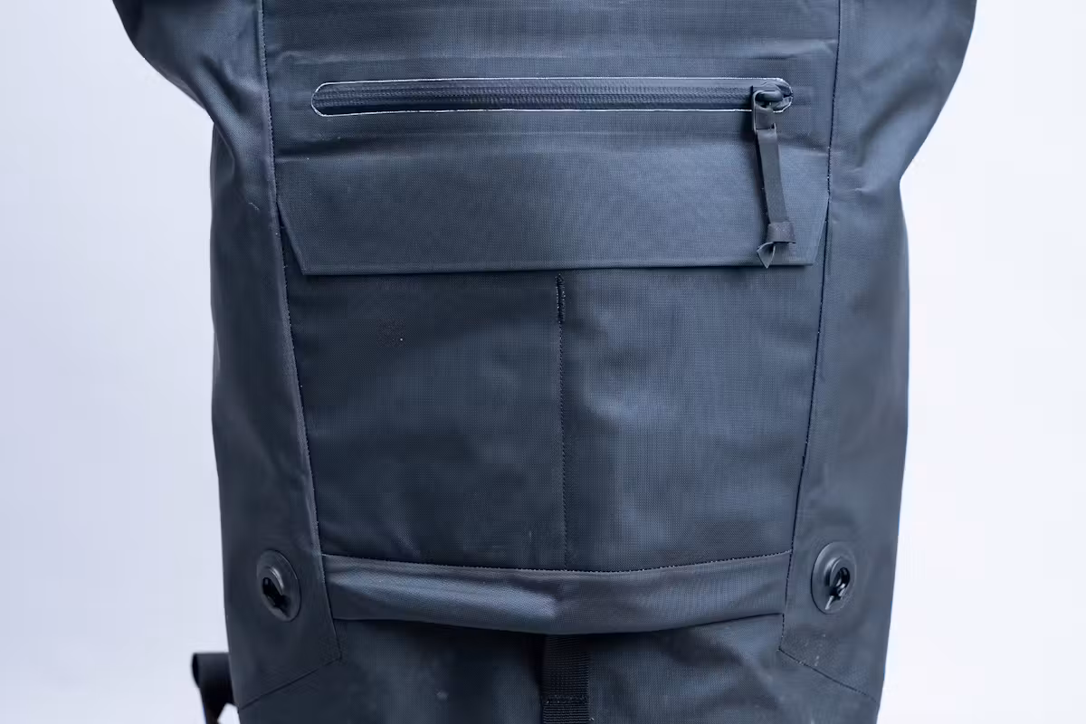 EVERGOODS ELEMENT Weathershed 22L 口袋