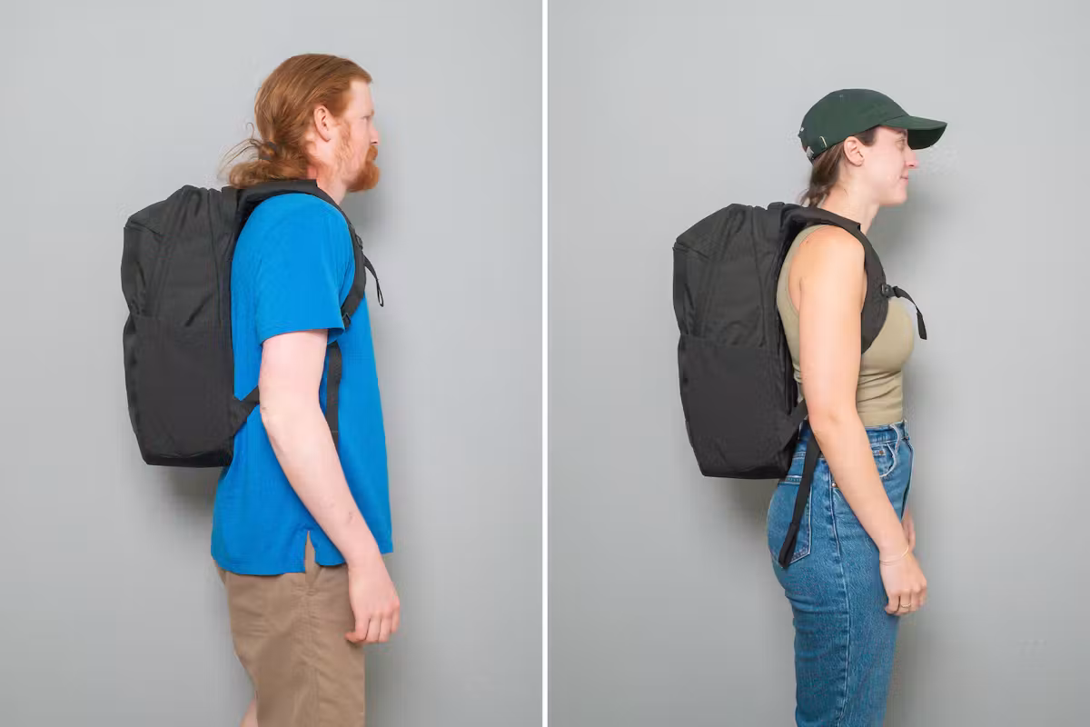 EVERGOODS CIVIC 半拉链 26L (V3) 并排比较 EVERGOODS CIVIC 半拉链 26L (V3) 并排比较