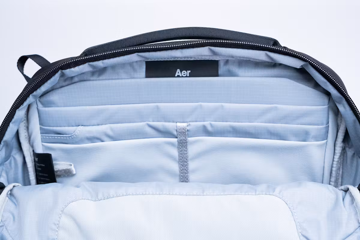 Aer Day Sling 4 Max 收纳隔层 Aer Day Sling 4 Max 收纳隔层