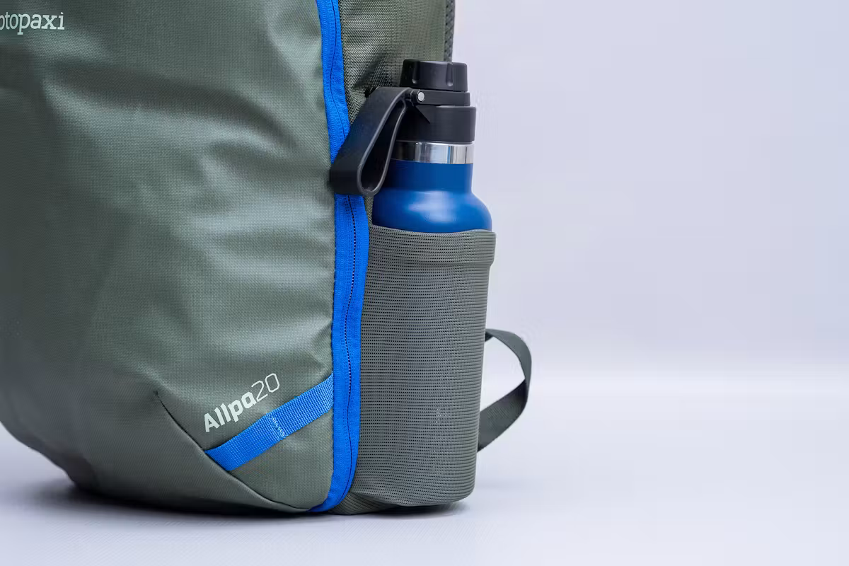 Cotopaxi Allpa Mini 20L 旅行背包水瓶口袋 Cotopaxi Allpa Mini 20L 旅行背包水瓶口袋