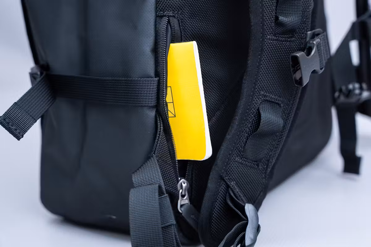 The North Face Base Camp Fusebox 护照口袋 The North Face Base Camp Fusebox 护照口袋