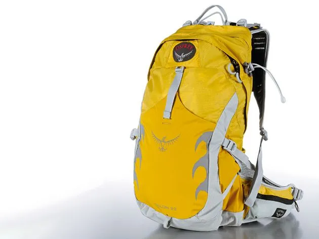 黄色的 Osprey Talon 22