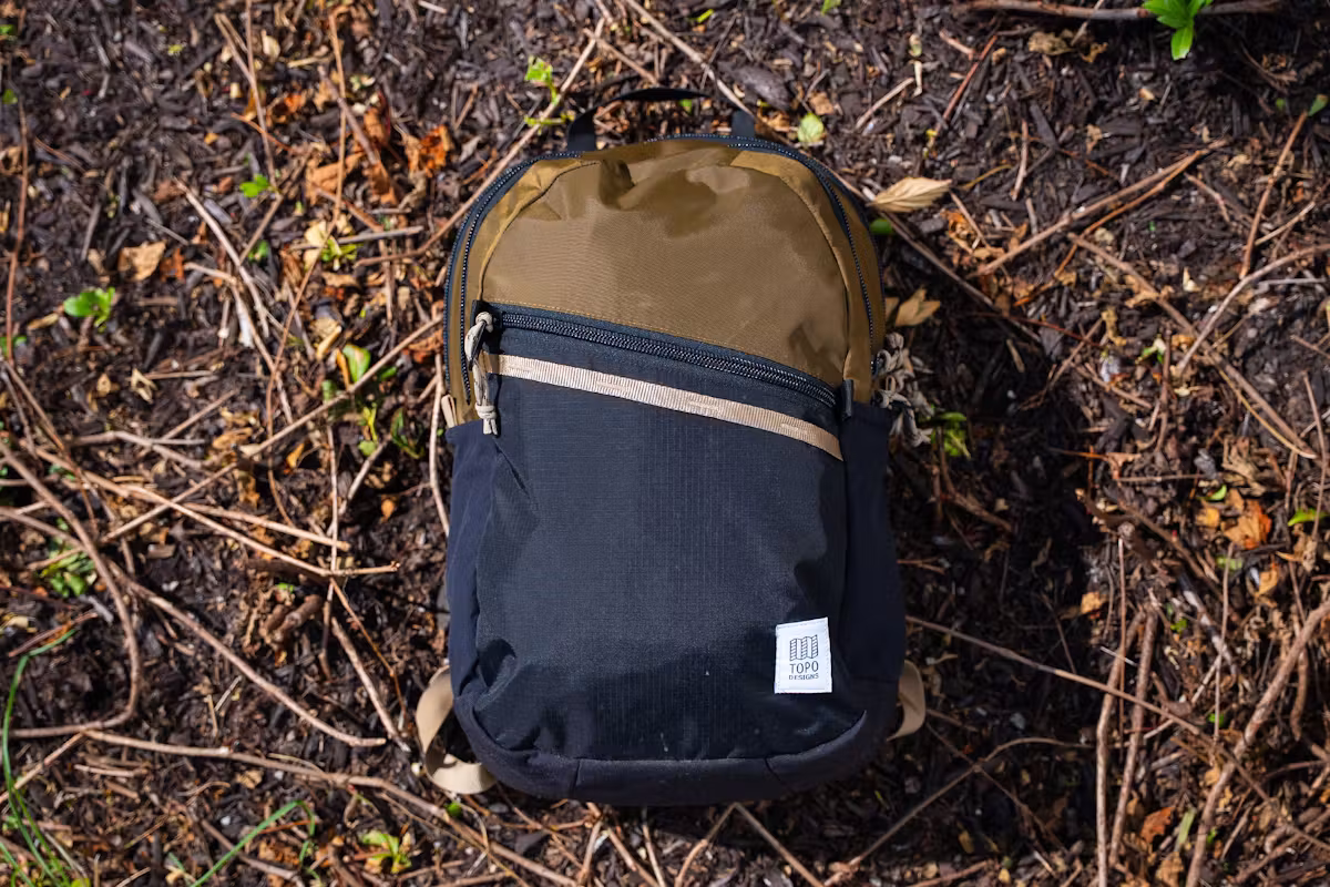 Topo Designs 通勤背包 Solo