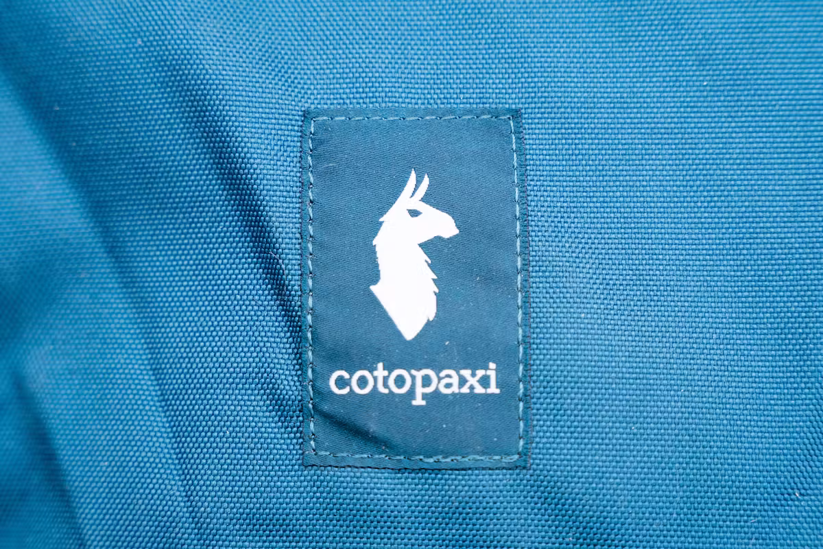 Cotopaxi Chiquillo 30L 背包 (Cada Dia) 徽标