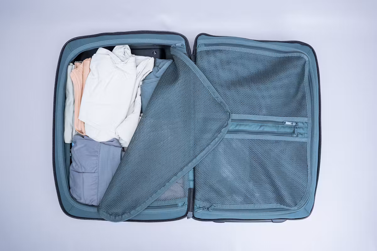 Timbuk2 Copilot 行李拉杆箱满载状态