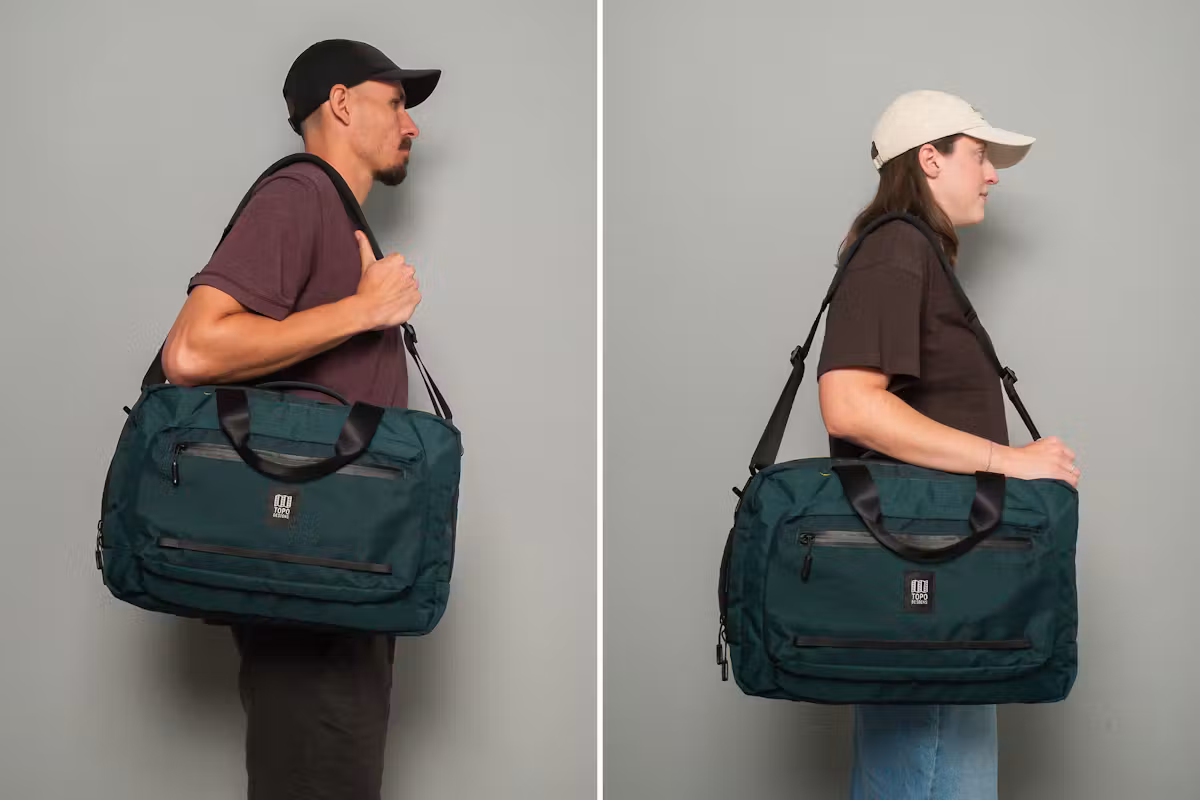 Topo Designs Global Pro 三合一公文包 双人并排比较 Topo Designs Global Pro 三合一公文包 双人并排比较