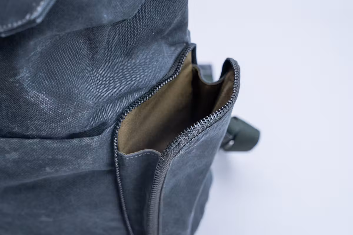 Timbuk2 Foundry 背包专用水壶口袋 Timbuk2 Foundry 背包专用水壶口袋