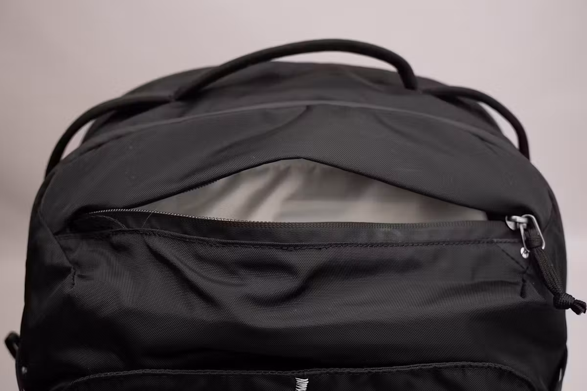 Matador 30升登机旅行包 顶部口袋 Matador 30升登机旅行包 顶部口袋