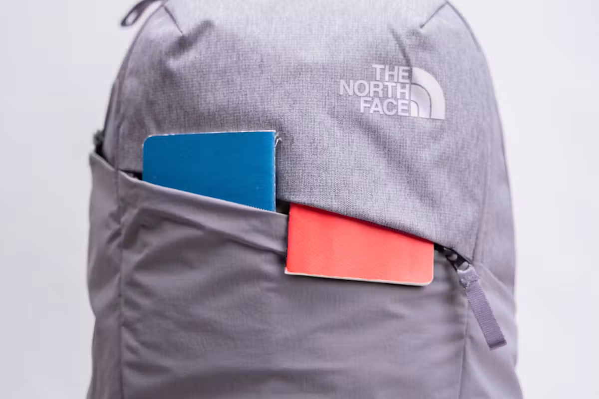 The North Face Isabella 背包 3.0 前袋