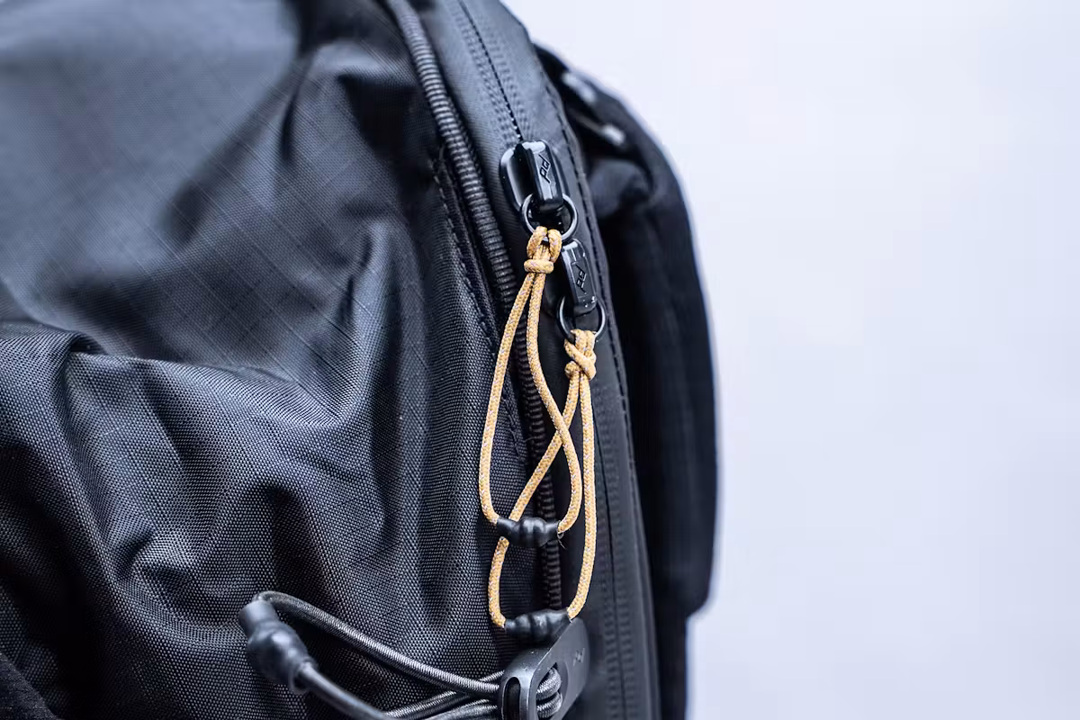 Peak Design 户外背包 18L 拉链 Peak Design 户外背包 18L 拉链