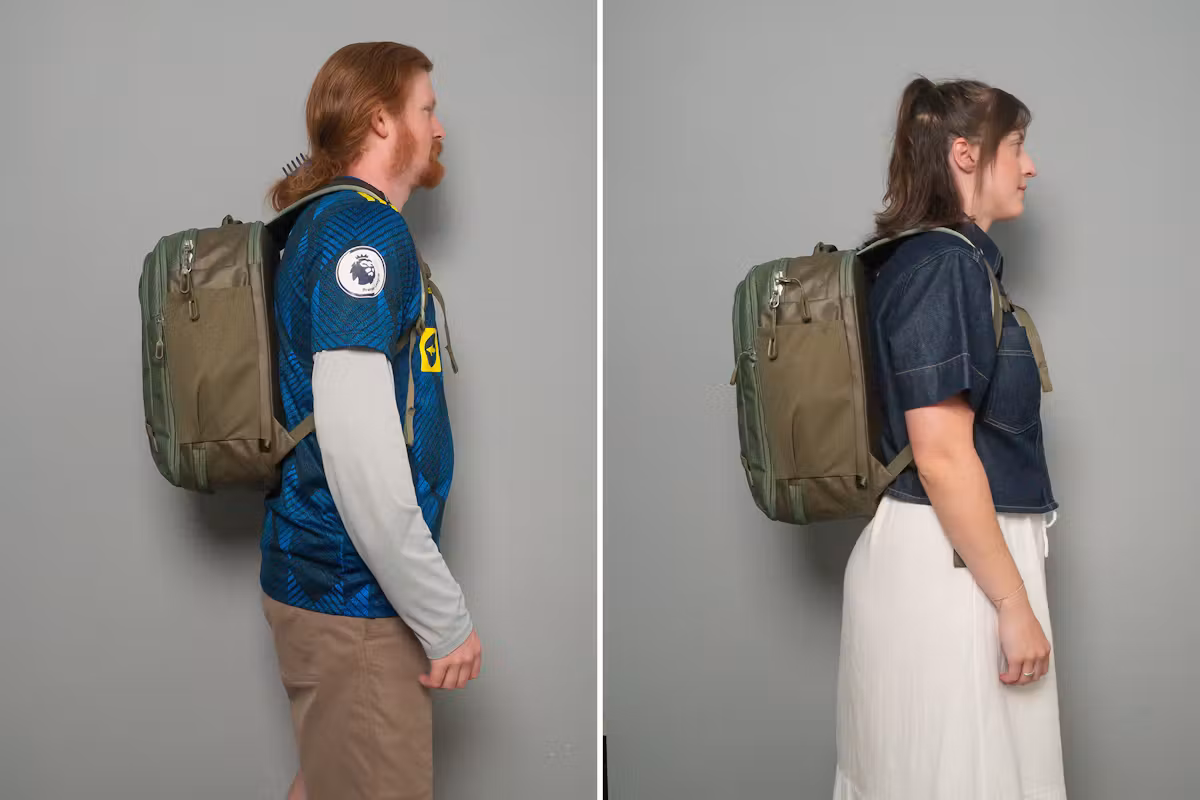 Osprey Transporter 可扩展旅行包 26+6 双人并排比较 Osprey Transporter 可扩展旅行包 26+6 双人并排比较
