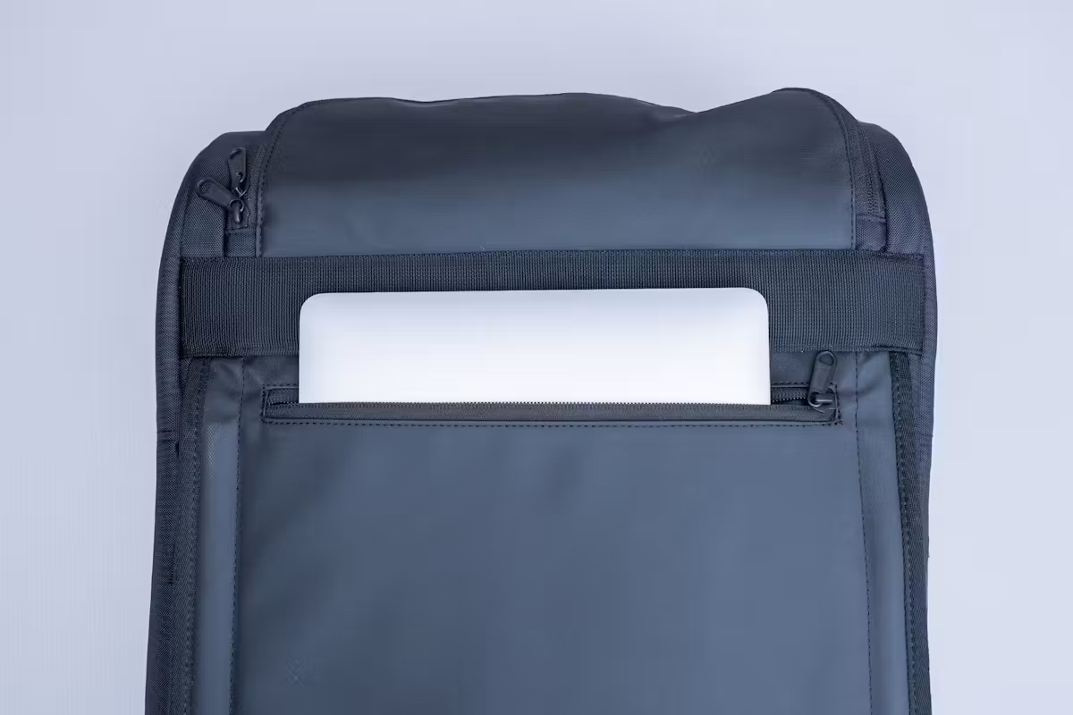 Timbuk2 Copilot 行李箱拉杆笔记本电脑隔层
