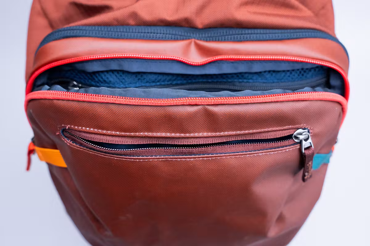 Cotopaxi Allpa 28L 旅行包前口袋 Cotopaxi Allpa 28L 旅行包前口袋