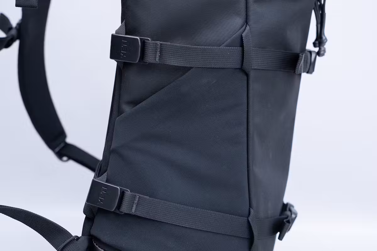 YETI Ranchero 22L 背包压缩带 YETI Ranchero 22L 背包压缩带
