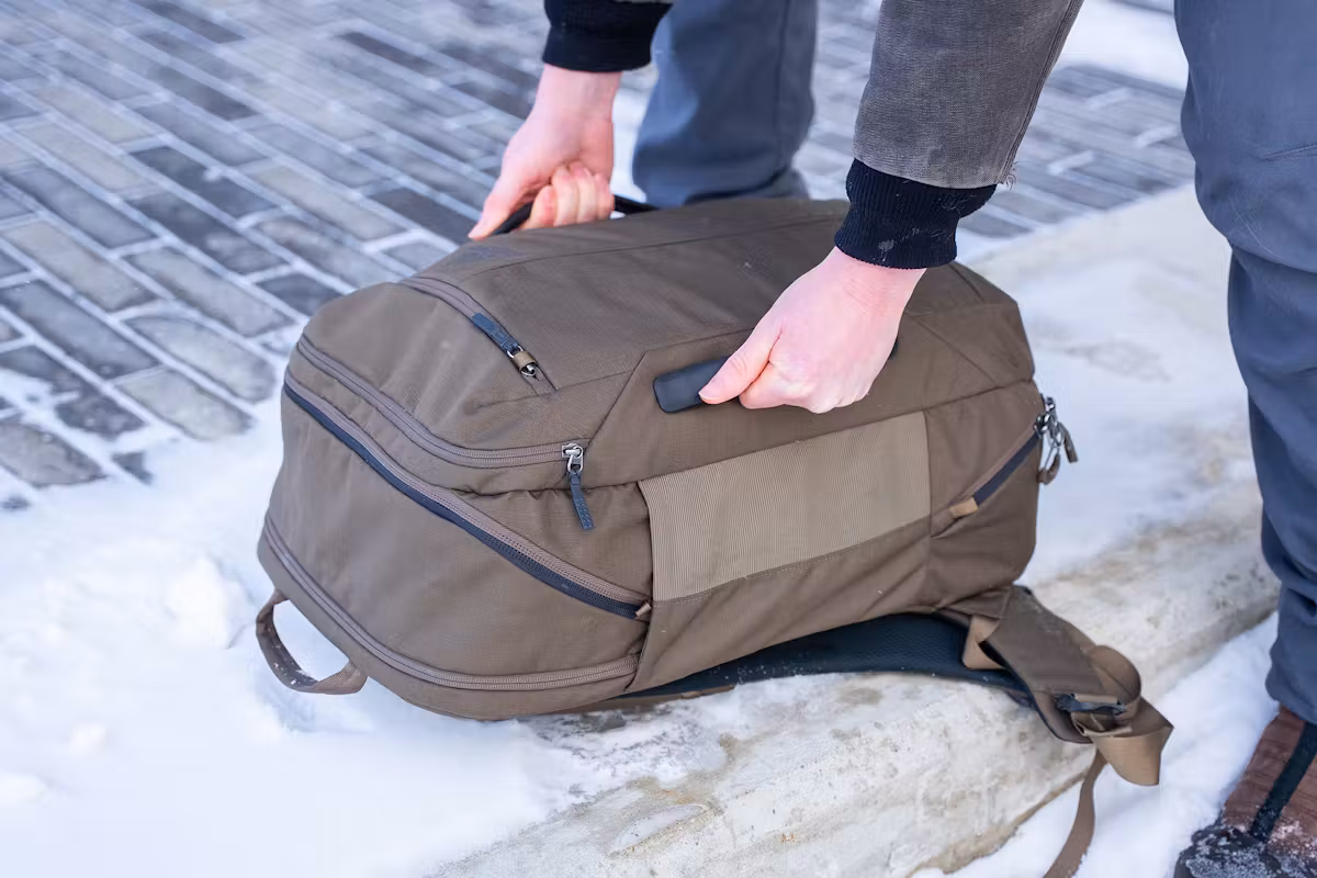 Gregory Border Carry-On 40 (V2) 前把手 Gregory Border Carry-On 40 (V2) 前把手