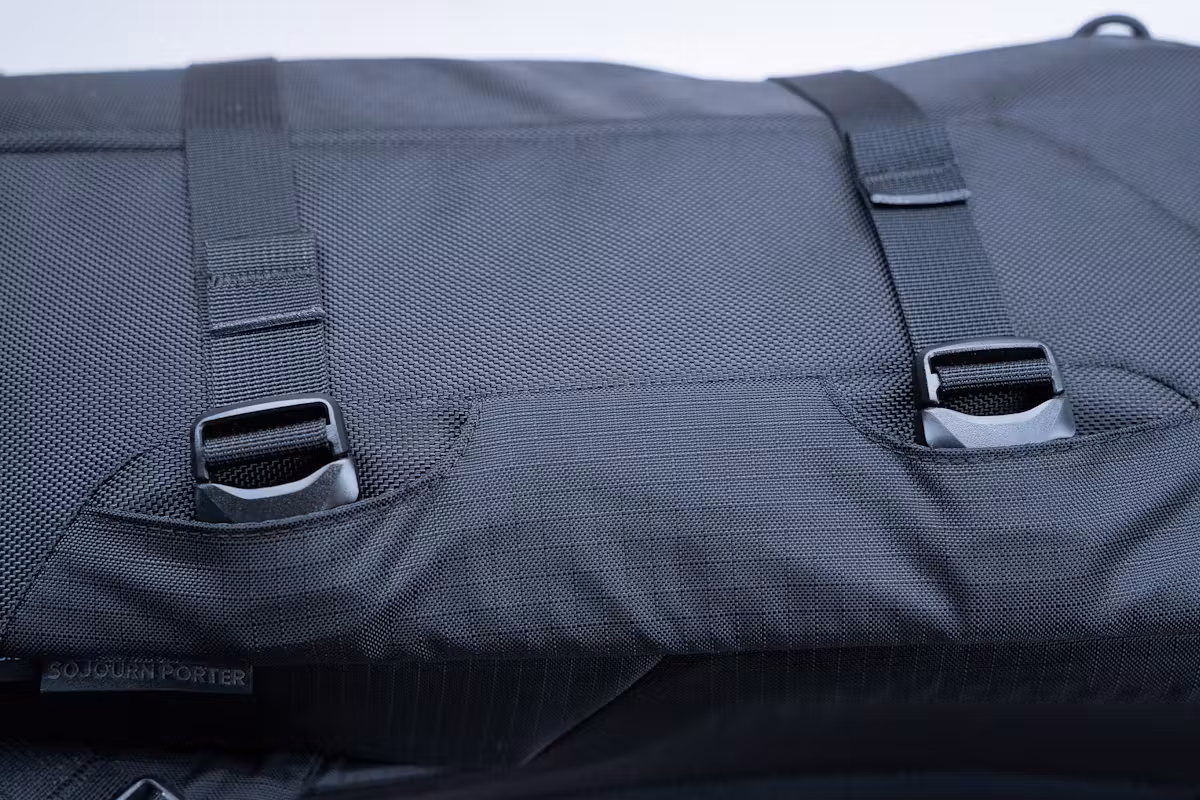 Osprey Sojourn Porter 30L 压缩带 Osprey Sojourn Porter 30L 压缩带