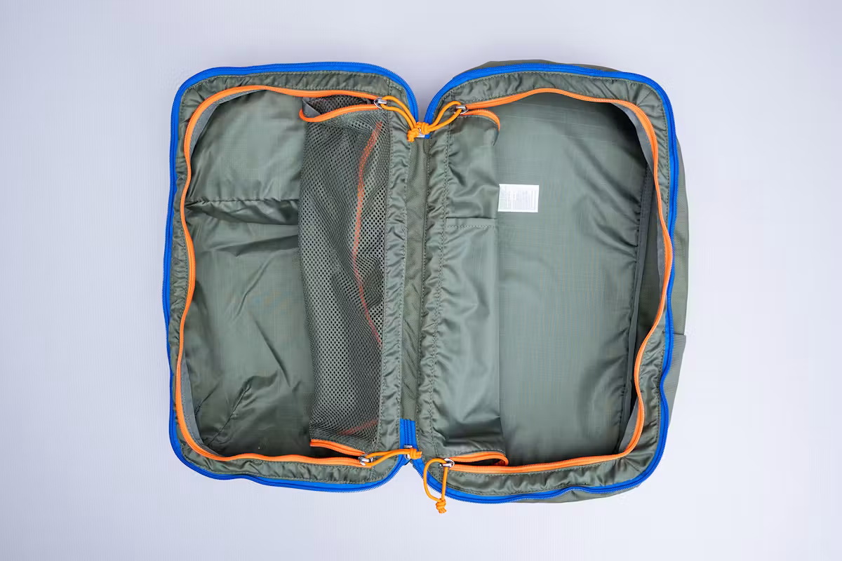 Cotopaxi Allpa 迷你 20L 旅行背包空置状态 Cotopaxi Allpa 迷你 20L 旅行背包空置状态