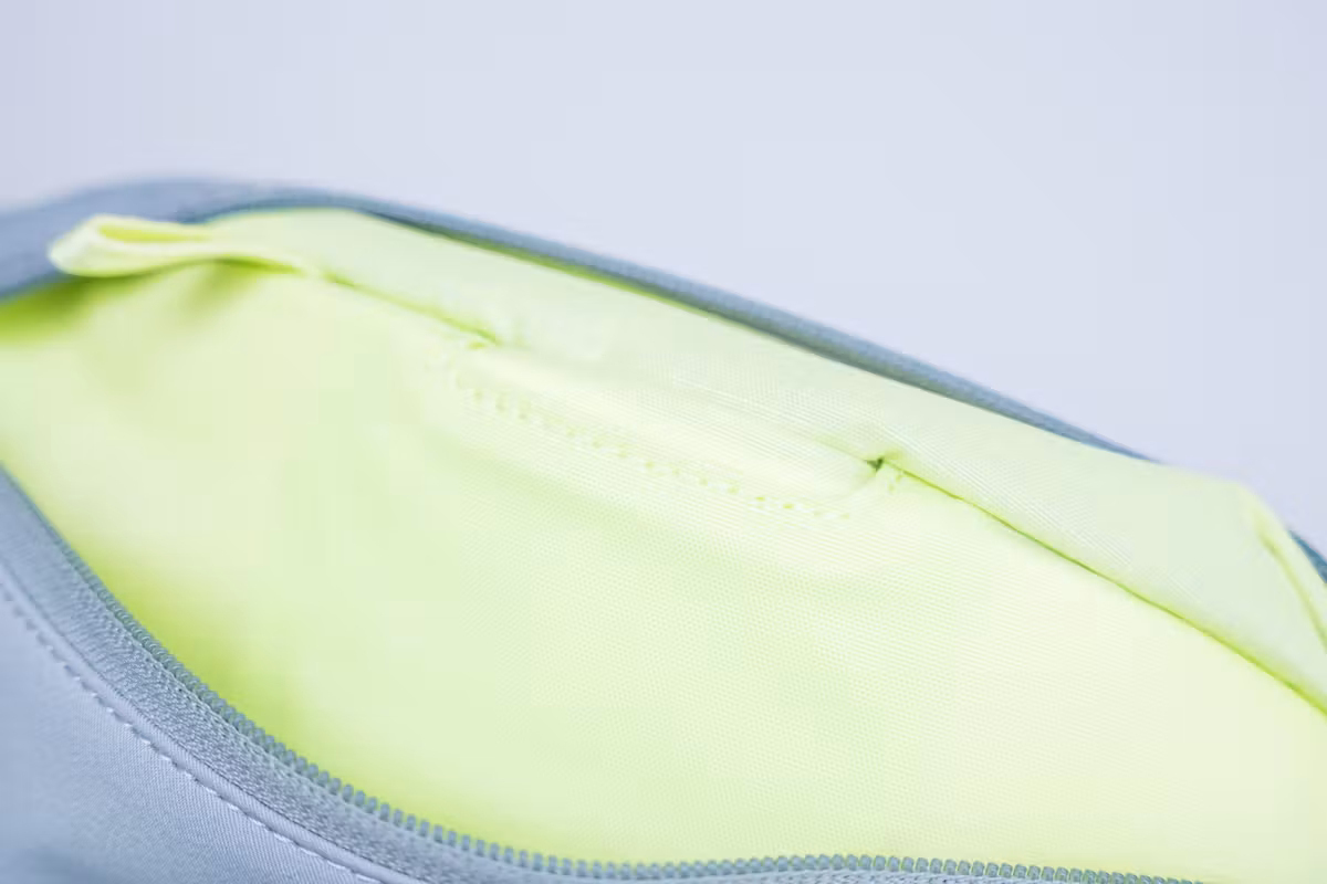 Aer Travel Pack 4 35L 内衬材料 Aer Travel Pack 4 35L 内衬材料