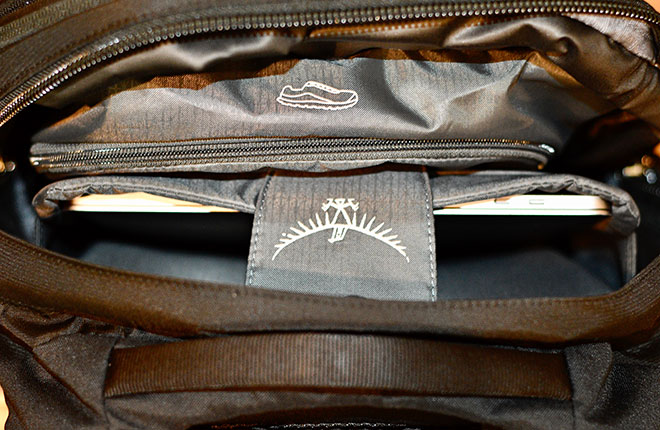 Osprey Radial 背包:笔记本电脑隔层 Osprey Radial 背包:笔记本电脑隔层