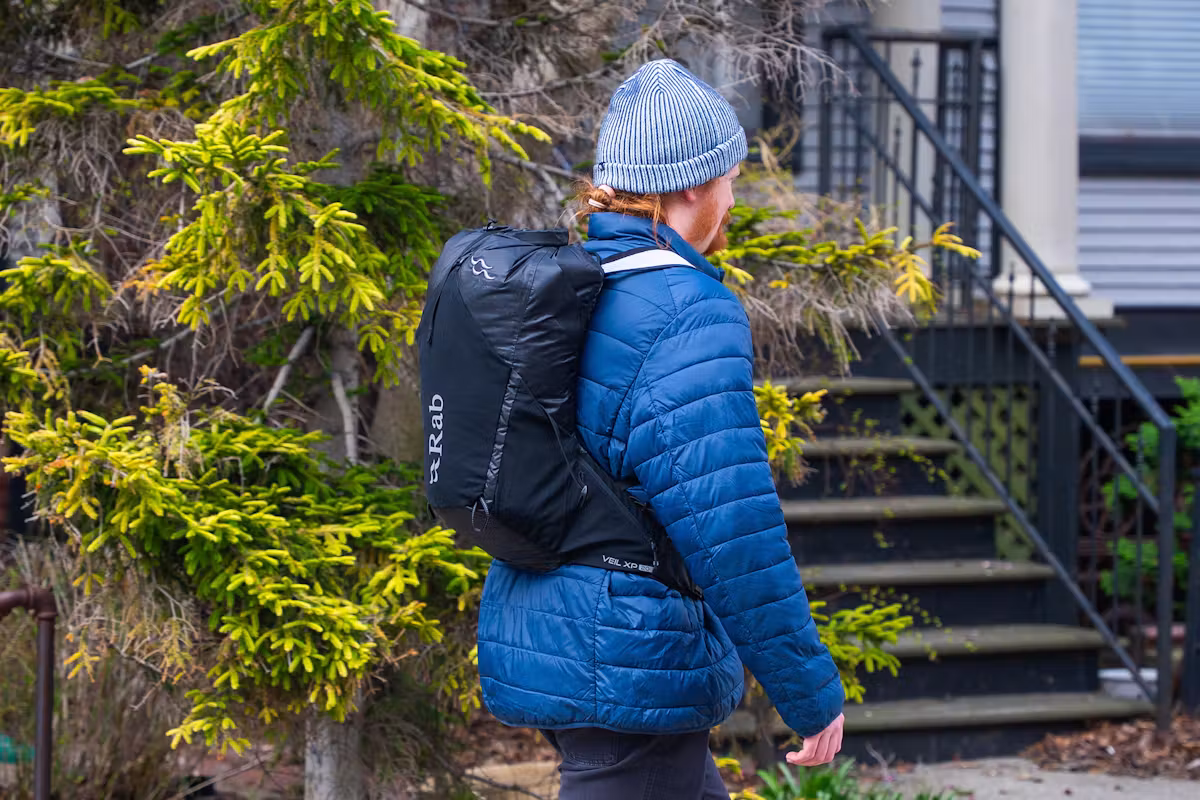 Rab Veil XP 20L 防水背包侧面轮廓
