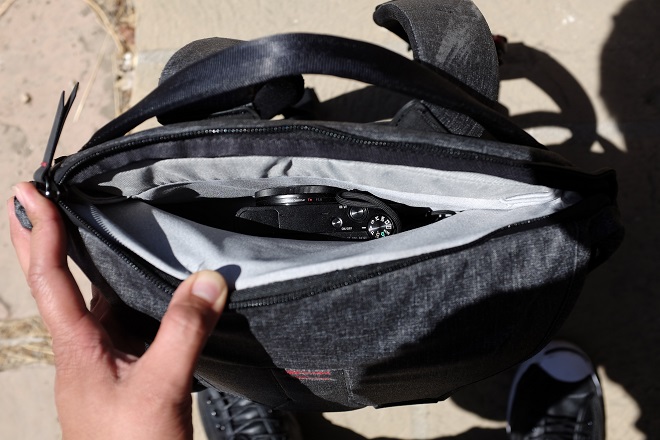 Peak Design Everyday Backpack 20L 日用背包:快速取物口袋 Peak Design Everyday Backpack 20L 日用背包:快速取物口袋