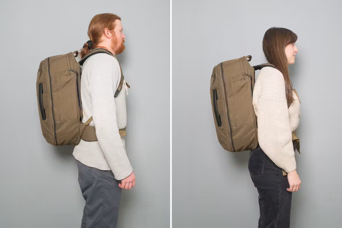 Gregory Border Carry-On 40 (V2) 双人并排比较 Gregory Border Carry-On 40 (V2) 双人并排比较