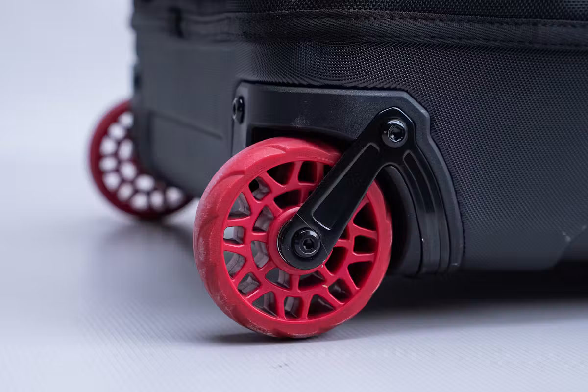 Topo Designs 全球旅行包滚轮轮子 Topo Designs 全球旅行包滚轮轮子