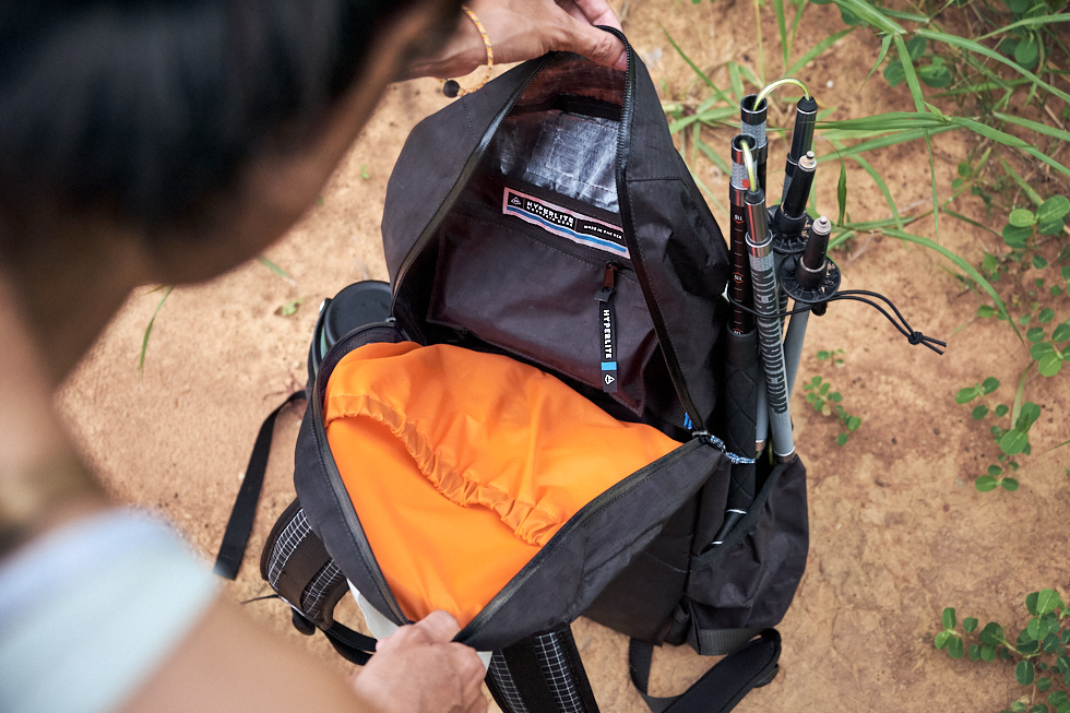 Hyperlite Mountain Gear Daybreak 跨界日用背包：主仓