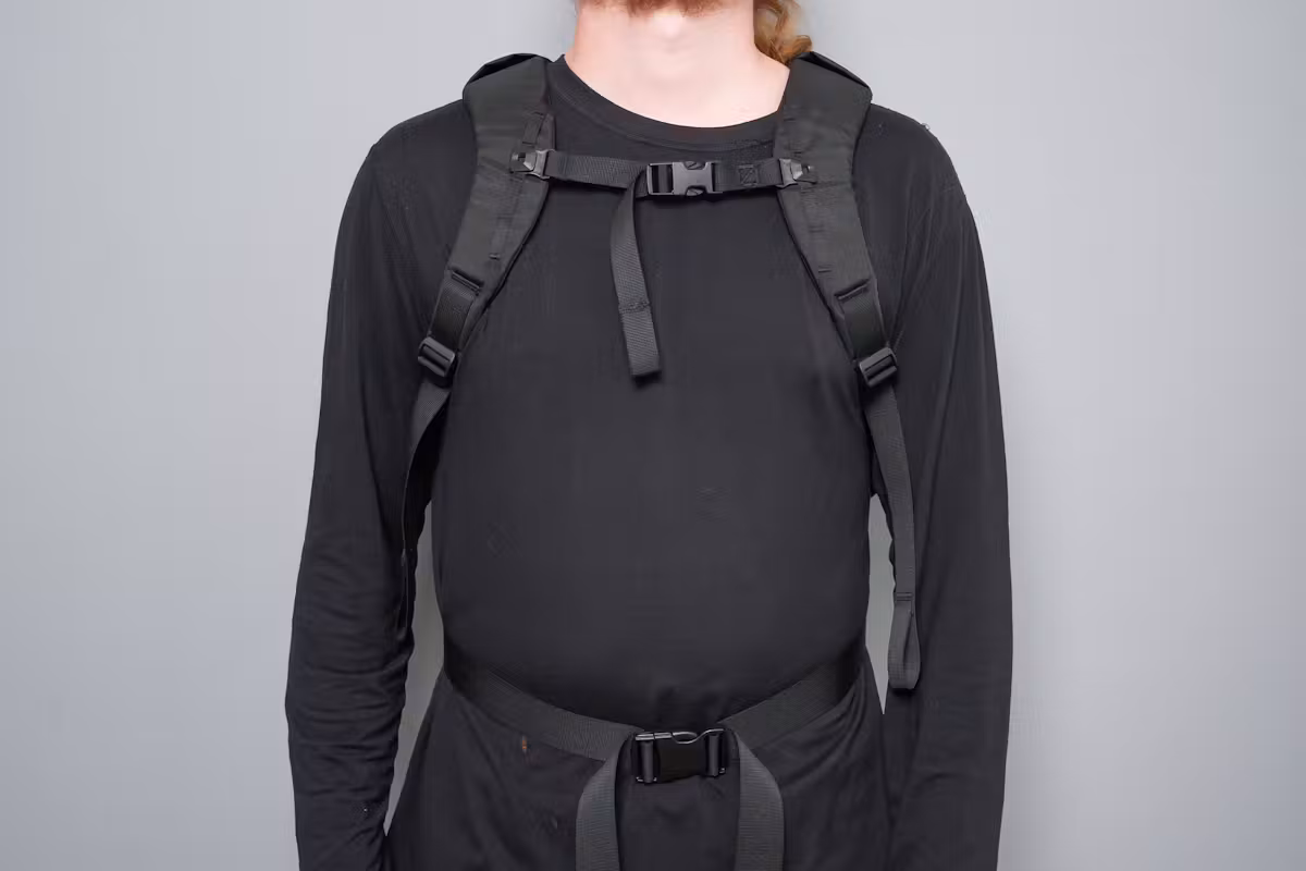 EVERGOODS Mountain Panel Loader 22L (MPL22) 背负系统