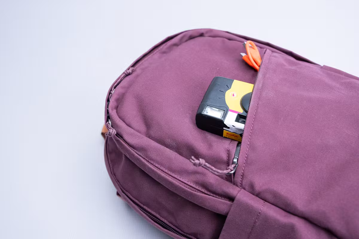 Fjallraven Raven 20L 背包前置储物袋 Fjallraven Raven 20L 背包前置储物袋