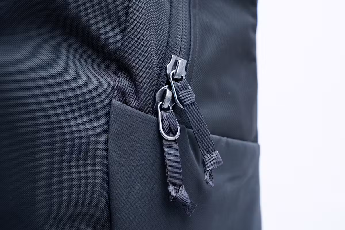EVERGOODS CIVIC 半拉链 22L (V3) 拉链 EVERGOODS CIVIC 半拉链 22L (V3) 拉链