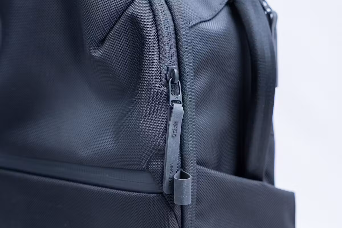 Aer City Pack Pro 2 背包拉链