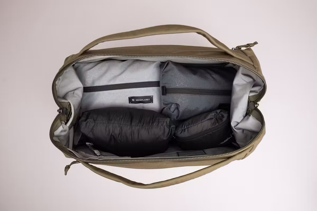EVERGOODS Transit Duffel 25L 满载状态 EVERGOODS Transit Duffel 25L 满载状态