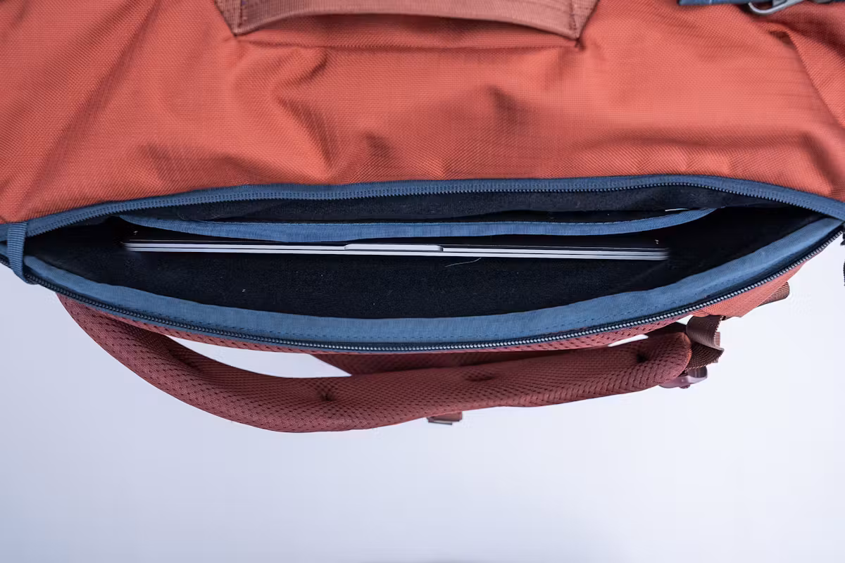 Cotopaxi Allpa 28L 旅行背包笔记本电脑隔层 Cotopaxi Allpa 28L 旅行背包笔记本电脑隔层