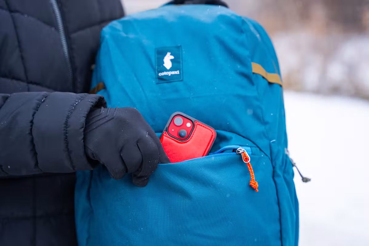 Cotopaxi Chiquillo 30L 背包 (Cada Dia) 使用中